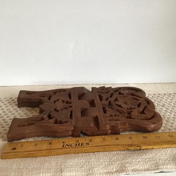 Vintage Teak Wood Folding Book- Bible Stand - Holder- Hand Carved 7” X 10” - Picture 4 of 6